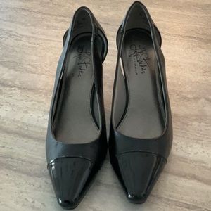 Black LifeStride Pumps